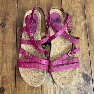 Sofft Womens size 11 pink leather strappy sandals